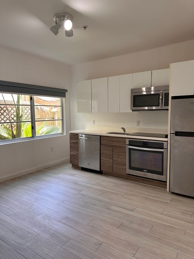 Primary Photo - BRAND NEW 1BD APT IN THE HEART OF ART DECO