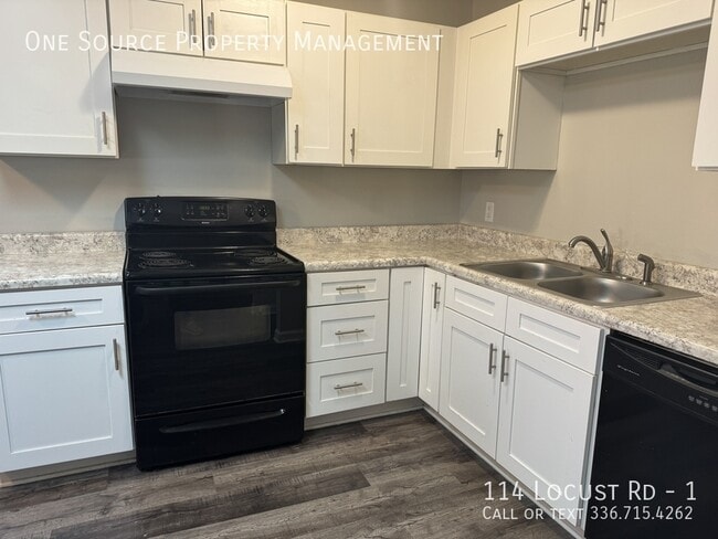 Building Photo - 114 Locust Rd