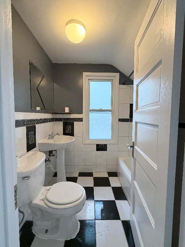 Building Photo - 1014 4th St