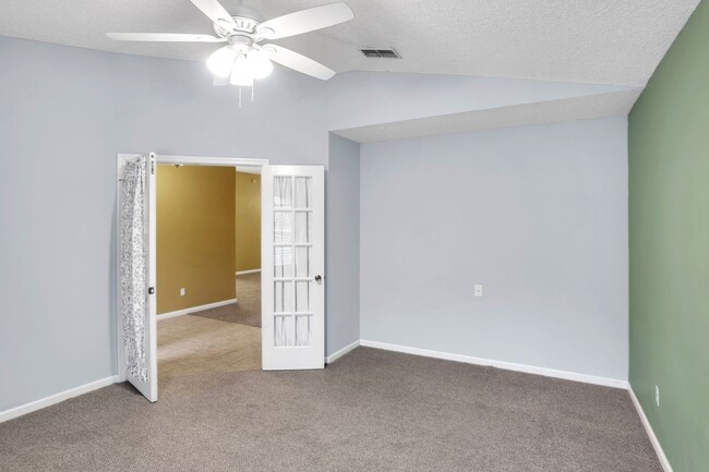 Building Photo - 3 bedroom 2 bathroom home in Fleming Island