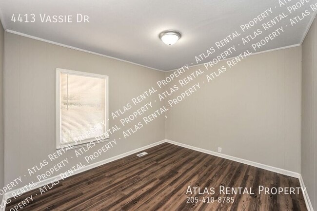 Building Photo - 4413 Vassie Dr