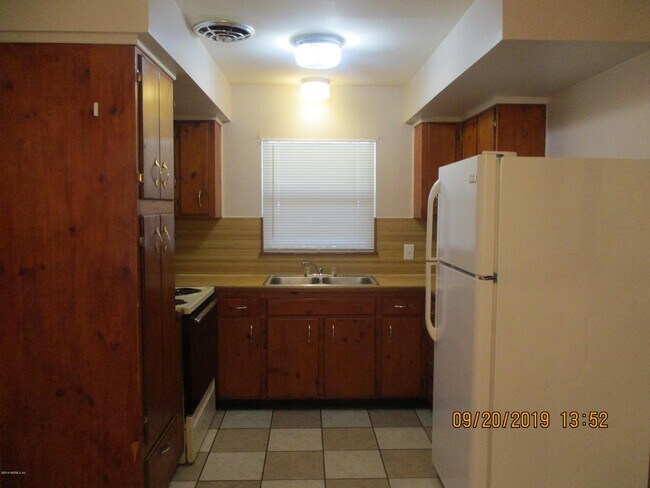 Building Photo - 7474 Centauri Rd