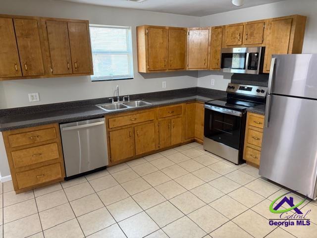 Building Photo - 125 Meadowdale Dr