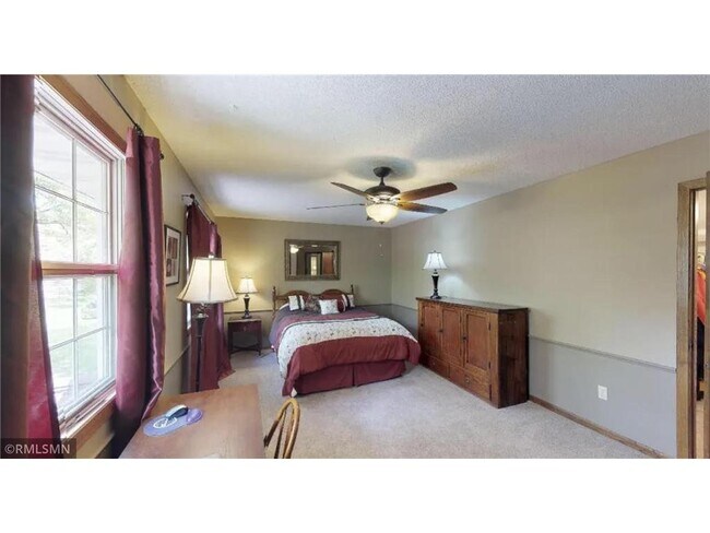 Building Photo - 10301 Boundary Creek Terrace