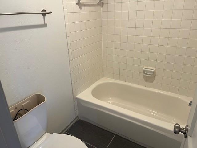 Building Photo - 2800 Douglas Ave