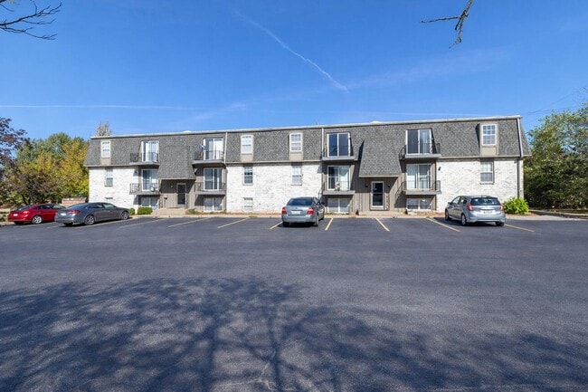 Building Photo - 3408 Balboa Ln