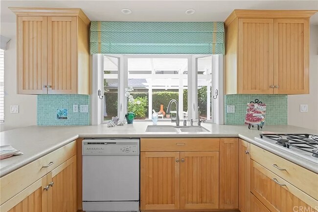 Building Photo - 3102 Tigertail Dr