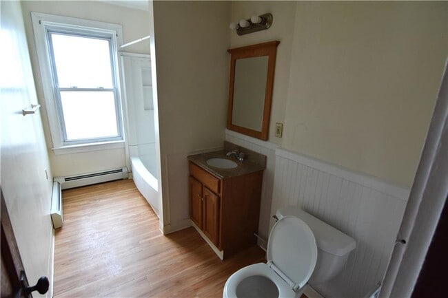 Building Photo - 490 Manville Rd