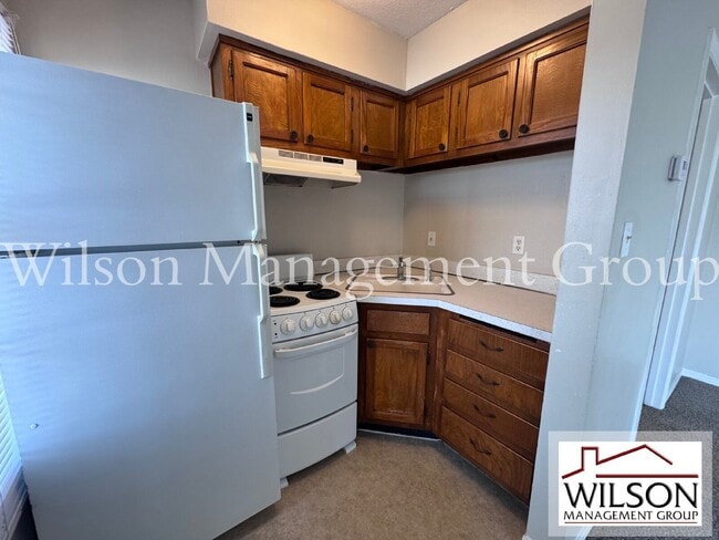 Building Photo - 525 Georgetown Dr