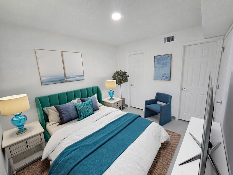 Building Photo - Z - Nellie