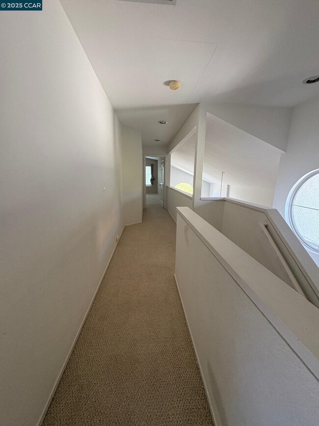 Building Photo - 1029 Lakeridge Pl