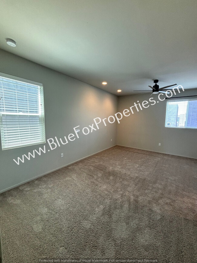 Building Photo - 8671 E Ultra Dr