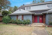 Building Photo - 7626 Dentcrest Dr