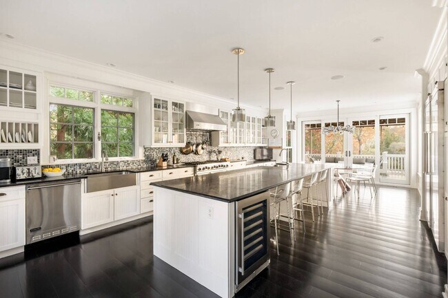 Building Photo - 29 Morris Cove Ln