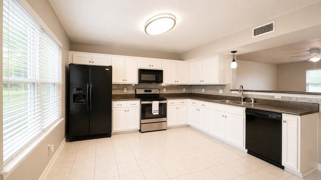 Building Photo - 3166 Prater Ct