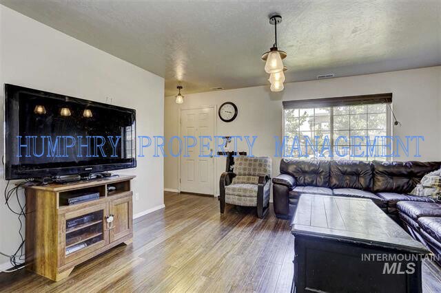 Building Photo - Boise 2101Sqft Great family home in Devonshire Subdivision