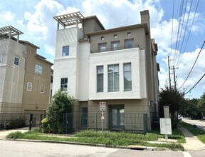 Building Photo - 2402 Morgan St