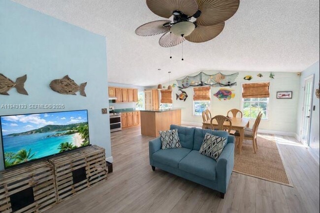 Building Photo - 61 Central Ave