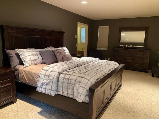 Building Photo - Fully Furnished Winter Rental: Stunning Lakefront Retreat on Little Bitterroot Lake – Marion, Mon...