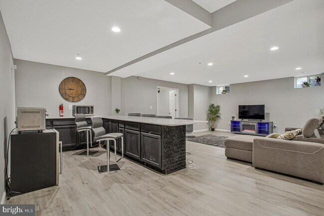 Building Photo - 12902 Crickmore Trace
