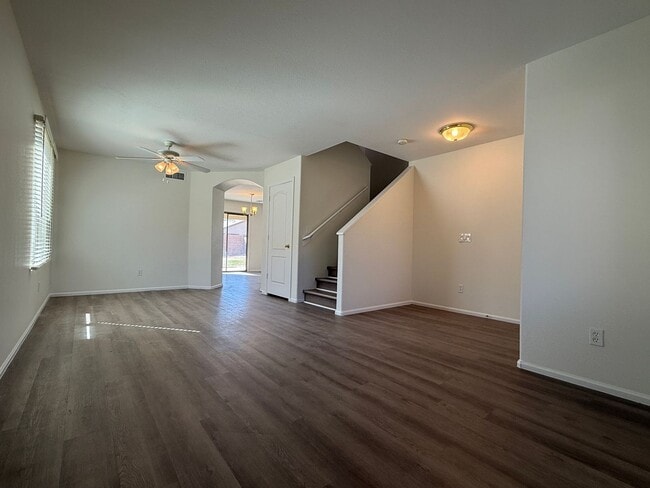 Building Photo - Johnson Ranch: 4 bedrooms, 2.5 bathrooms, ...