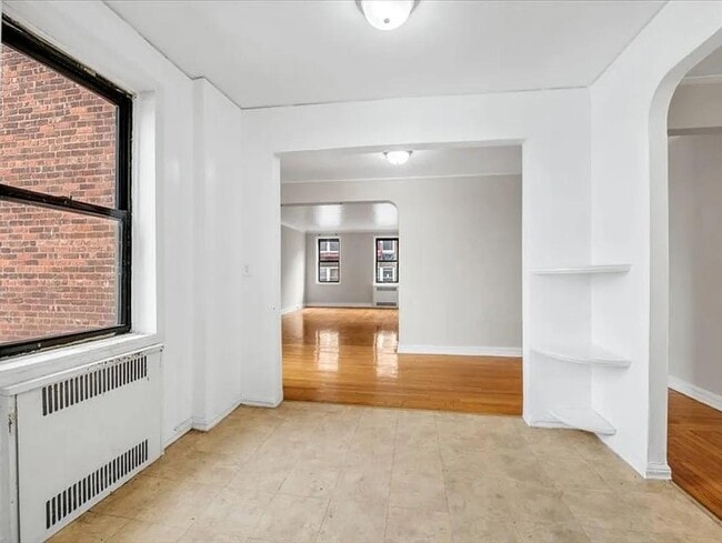 Building Photo - 40-66 Ithaca St