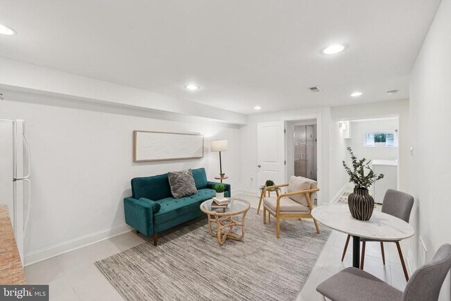 Building Photo - 5132 7th St NW