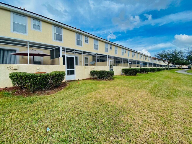 Building Photo - 1194 S Beach Cir