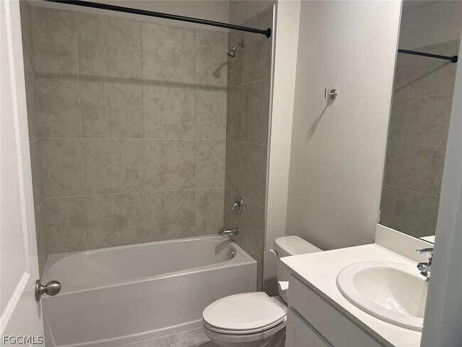 Building Photo - 522 NW 7th St