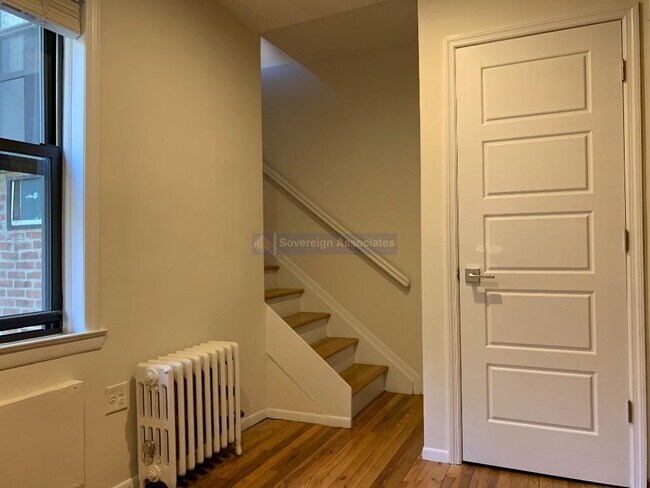 Building Photo - 151 West 82nd Street