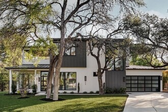 Building Photo - 2504 Bluffview Dr
