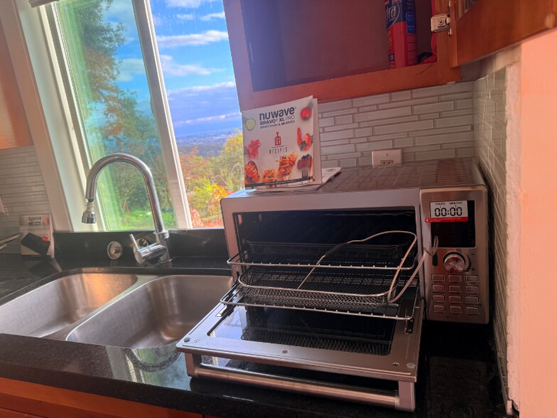 Building Photo - 4284 Maybelle Ave