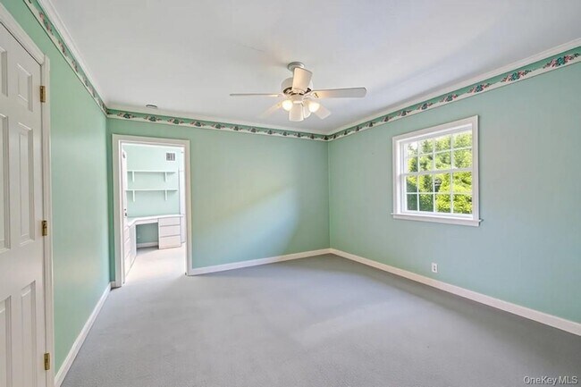 Building Photo - 22 Bayside Dr