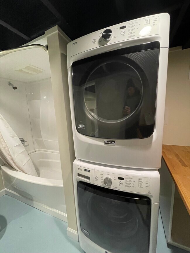 Washer/Dryer unit provided - 898 Argonne Ave NE