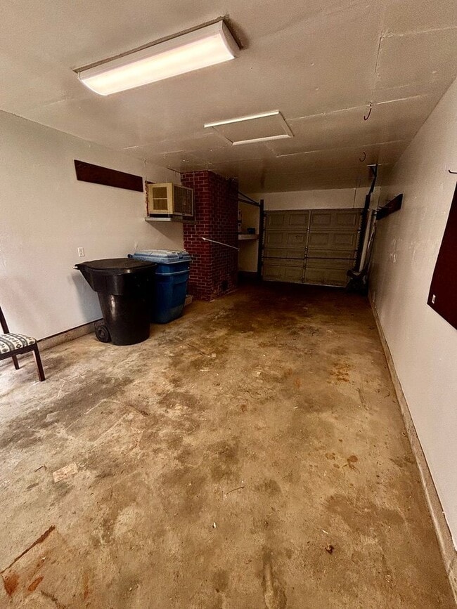 Building Photo - Rudee Heights