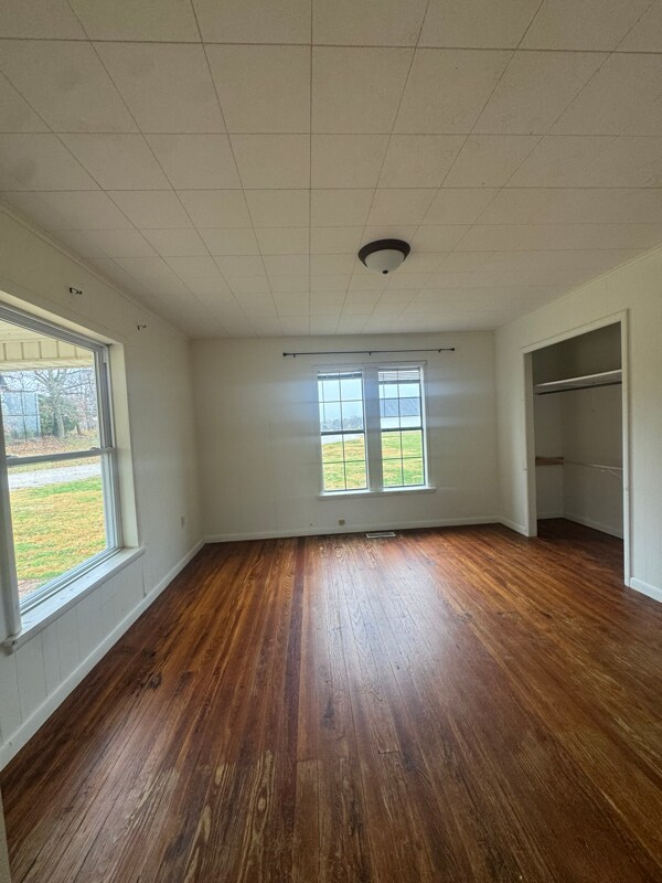 Building Photo - 11991 S Edmondson Rd