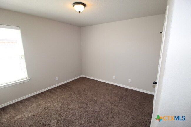 Building Photo - 7301 Oliver Loving Dr