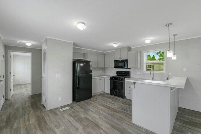 Building Photo - 5108 Burnham Ave