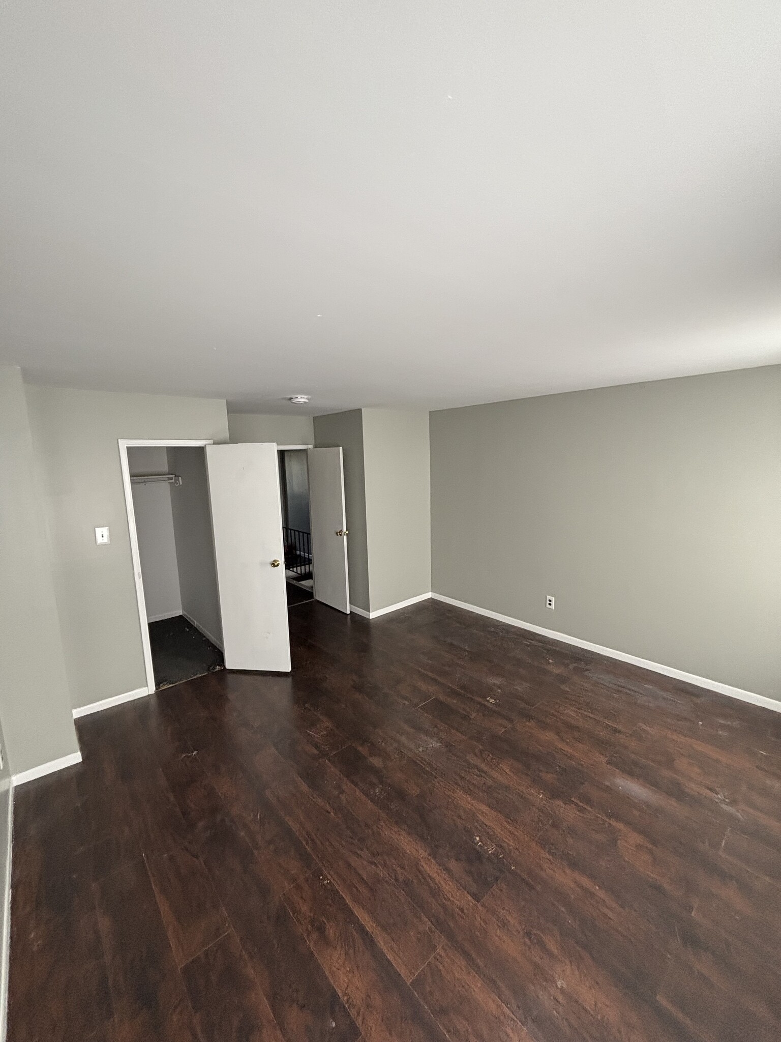 Building Photo - 4815 Fairmount Ave