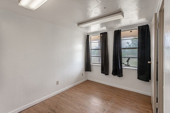 Building Photo - 12662 W 61st St