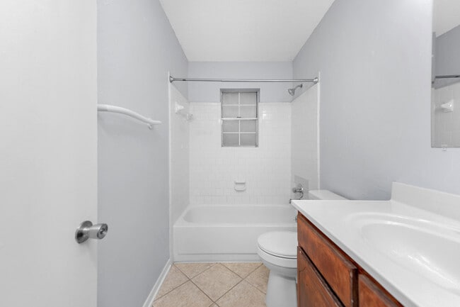 Building Photo - 10150 Guidy Ln