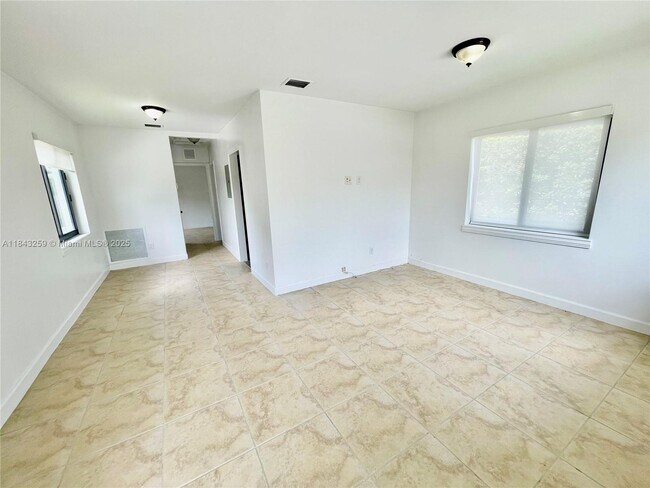 Building Photo - 36 NW 52nd St