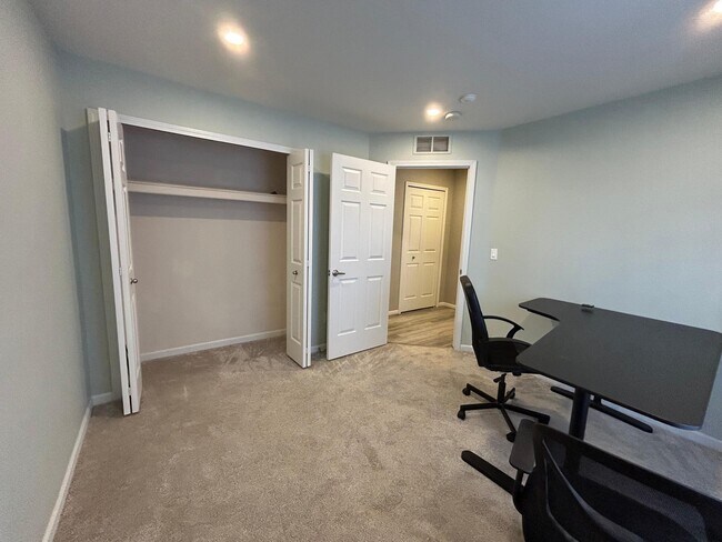 Building Photo - 4035 Cornerstone Dr