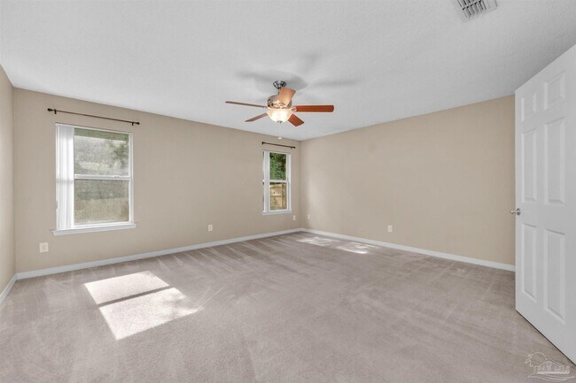 Building Photo - 1484 Longbranch Dr
