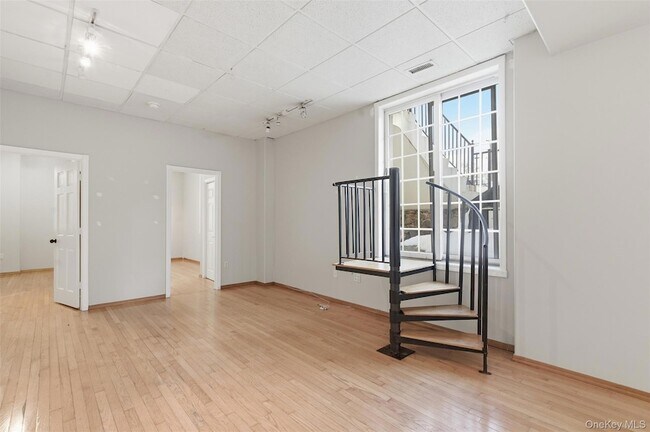 Building Photo - 248 Depew Ave