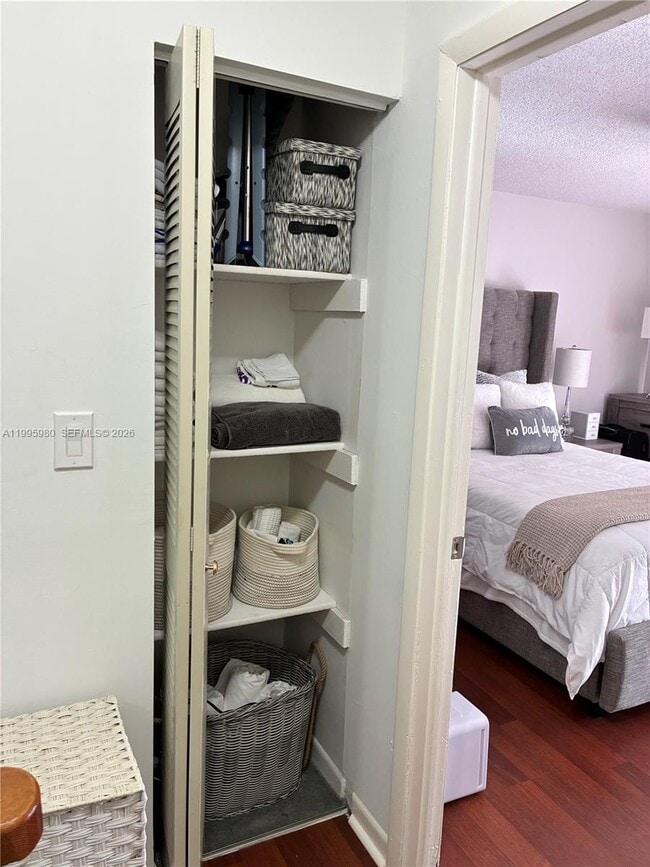 Building Photo - 6858 NW 173rd Dr