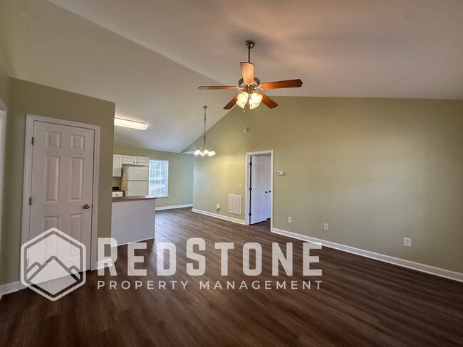 Building Photo - 2224 May Dr