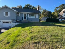 Building Photo - 120 Avery St