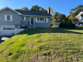 Building Photo - 120 Avery St