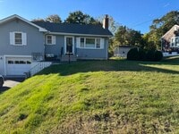 Building Photo - 120 Avery St